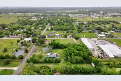703 North Road, Baytown, TX 77521 - Photo 11