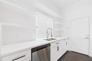 6732 Lozier St, Houston, TX 77021 - Photo 9