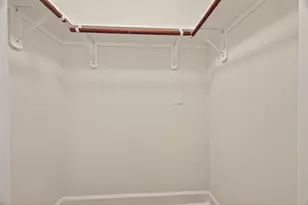 915 W Lewis St, Conroe, TX 77301 - Photo 23