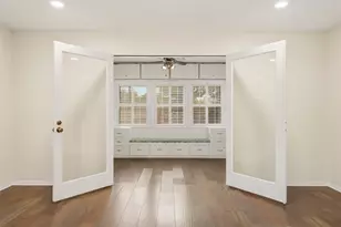 1911 Michele Dr, Sugar Land, TX 77498 - Photo 15