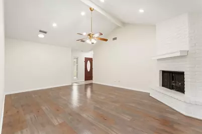 1911 Michele Drive, Sugar Land, TX 77498 - Photo 7