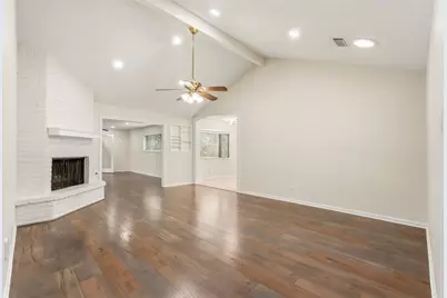 1911 Michele Drive, Sugar Land, TX 77498 - Photo 5