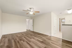 1911 Michele Dr, Sugar Land, TX 77498 - Photo 19