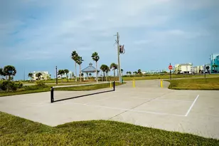 4221 Grassy Pointe Dr, Galveston, TX 77554 - Photo 41