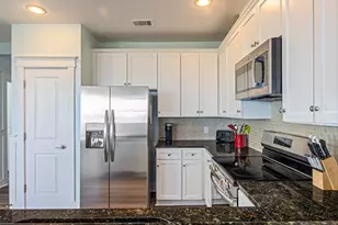 4221 Grassy Pointe Dr, Galveston, TX 77554 - Photo 17