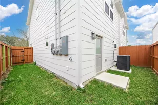 2753 Redrock St, Houston, TX 77088 - Photo 35