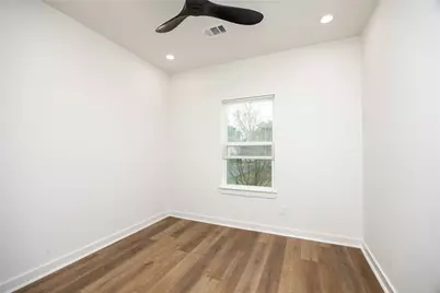 2753 Redrock Street #B, Houston, TX 77088 - Photo 33