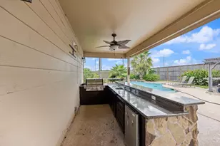 2902 Brannon Hill Ln, Sugar Land, TX 77479 - Photo 35