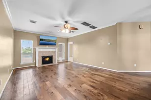 2902 Brannon Hill Ln, Sugar Land, TX 77479 - Photo 17
