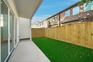 1324 Lawrence St, Houston, TX 77008 - Photo 35