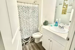 13423 Wembley Heights Dr, Houston, TX 77049 - Photo 17