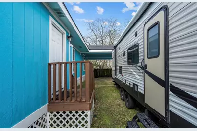 620 6th Street, Dickinson, TX 77539 - Photo 7