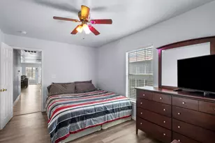 620 6th St, Dickinson, TX 77539 - Photo 27