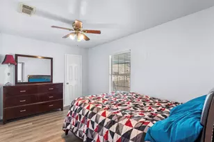 620 6th St, Dickinson, TX 77539 - Photo 19