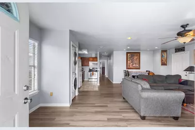 620 6th Street, Dickinson, TX 77539 - Photo 9