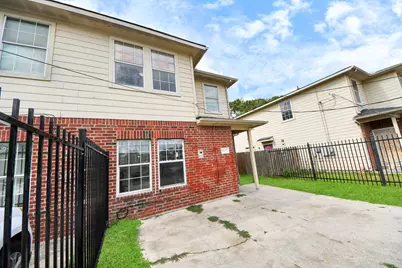 8130 Jutland Road #B, Houston, TX 77033 - Photo 9