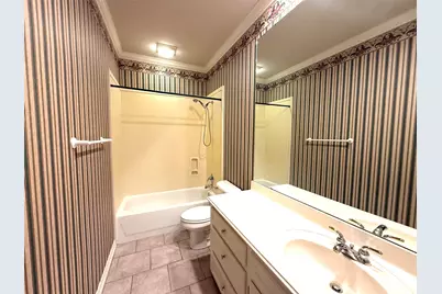 54 Southernwood Court, Lake Jackson, TX 77566 - Photo 5
