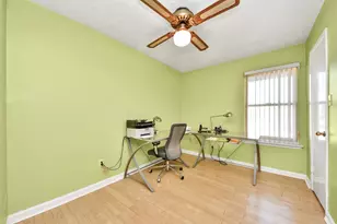 10522 Gulfstream Ln, Sugar Land, TX 77498 - Photo 19