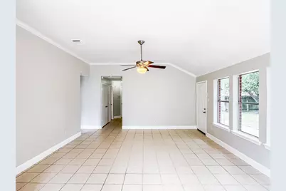 5422 Quail Cove Lane, Houston, TX 77053 - Photo 9