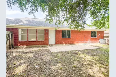 5422 Quail Cove Lane, Houston, TX 77053 - Photo 1