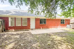 5422 Quail Cove Ln, Houston, TX 77053 - Photo 1