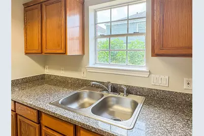 5422 Quail Cove Lane, Houston, TX 77053 - Photo 17