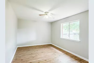 5422 Quail Cove Lane, Houston, TX 77053 - Photo 11