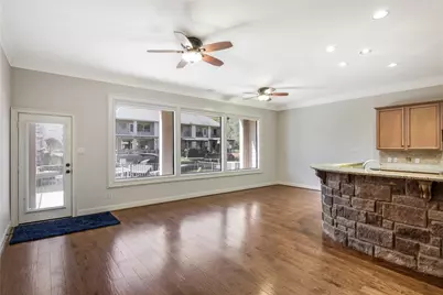 347 Old Aqua Landing E, Conroe, TX 77356 - Photo 9