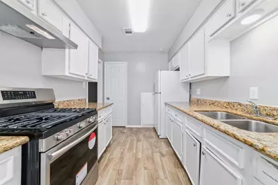 353 Audrey Lane #353, Houston, TX 77015 - Photo 17