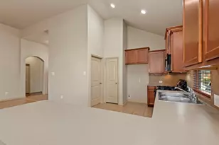 8734 Auburn Mane Dr, Tomball, TX 77375 - Photo 9