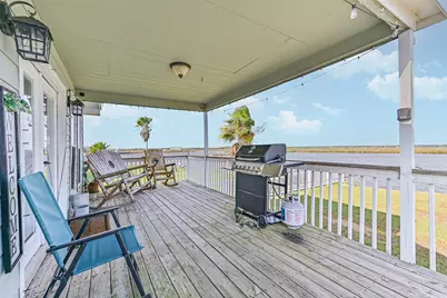 4622 Bayou Lane, Hitchcock, TX 77563 - Photo 9