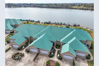 135 W Palm Boulevard, Montgomery, TX 77356 - Photo 1