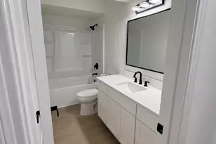 11211 Broken Sky Dr, Houston, TX 77064 - Photo 7