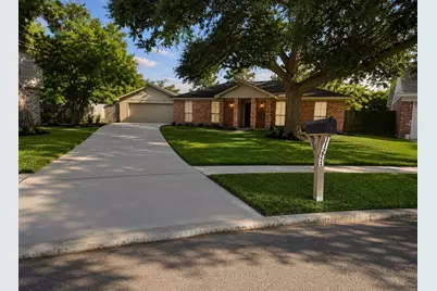 11211 Broken Sky Drive, Houston, TX 77064 - Photo 3