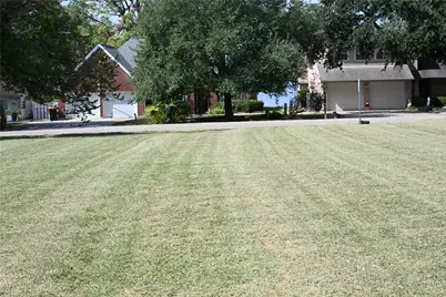 000 West Shore Drive, Willis, TX 77318 - Photo 3