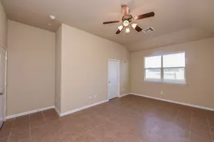 14303 Merganser Dr, Houston, TX 77047 - Photo 5