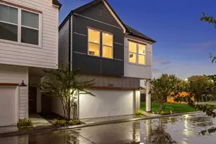 1918 Luna Woods Ln, Houston, TX 77055 - Photo 1