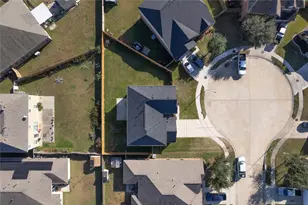 7610 Paprika Ln, Baytown, TX 77521 - Photo 5