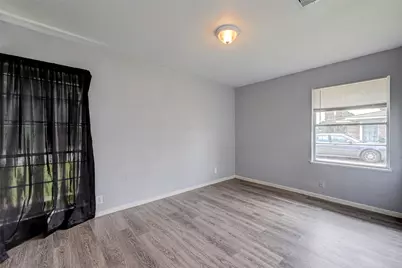 7658 Belbay Street, Houston, TX 77033 - Photo 7