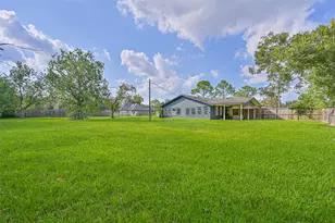 103 Deaton St, Freeport, TX 77541 - Photo 5