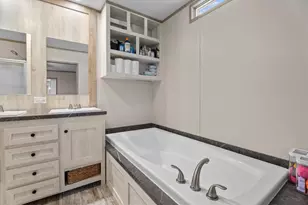 8947 Eagle Run St, La Porte, TX 77571 - Photo 21