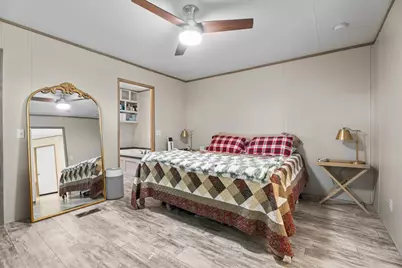 8947 Eagle Run Street, La Porte, TX 77571 - Photo 19