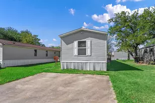 8947 Eagle Run St, La Porte, TX 77571 - Photo 5