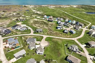 3918 Palmdale Ct, Galveston, TX 77554 - Photo 45