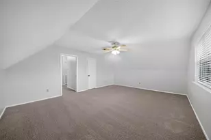 8330 Wind Forest Dr, Houston, TX 77040 - Photo 15