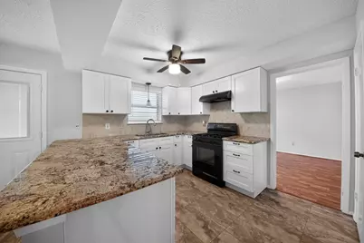 8330 Wind Forest Drive, Houston, TX 77040 - Photo 7