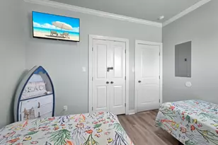 962 Surfside Dr, Crystal Beach, TX 77650 - Photo 37