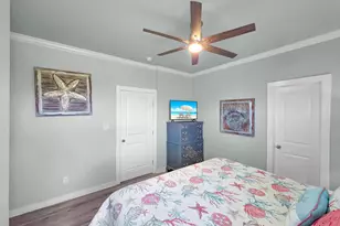 962 Surfside Dr, Crystal Beach, TX 77650 - Photo 27
