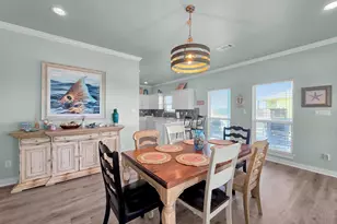 962 Surfside Dr, Crystal Beach, TX 77650 - Photo 15
