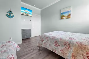 962 Surfside Dr, Crystal Beach, TX 77650 - Photo 23